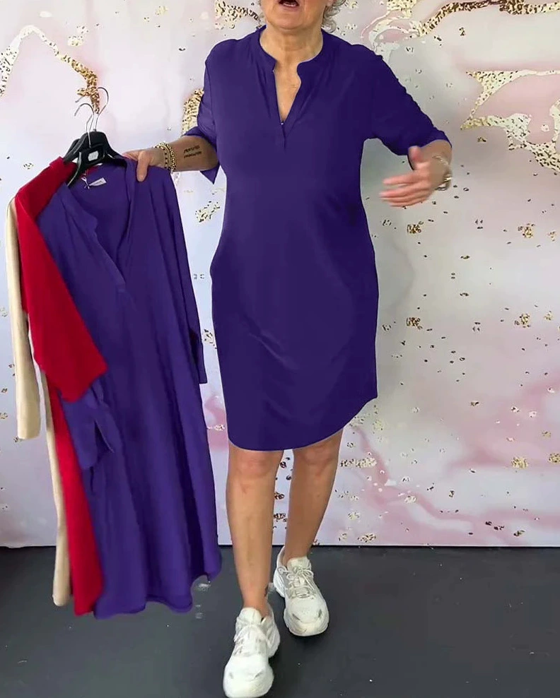 Marie™ | Robe unie à col en V